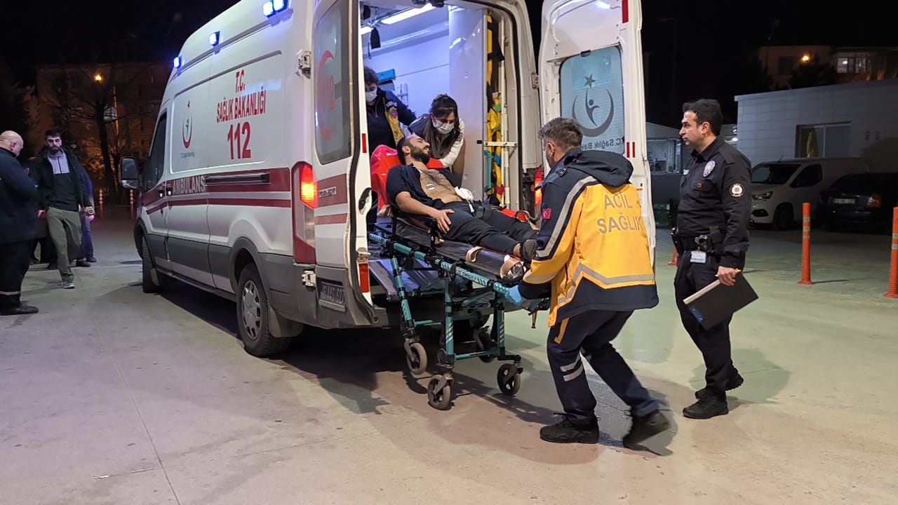 İnegöl’de bıçaklı kavgada kan aktı