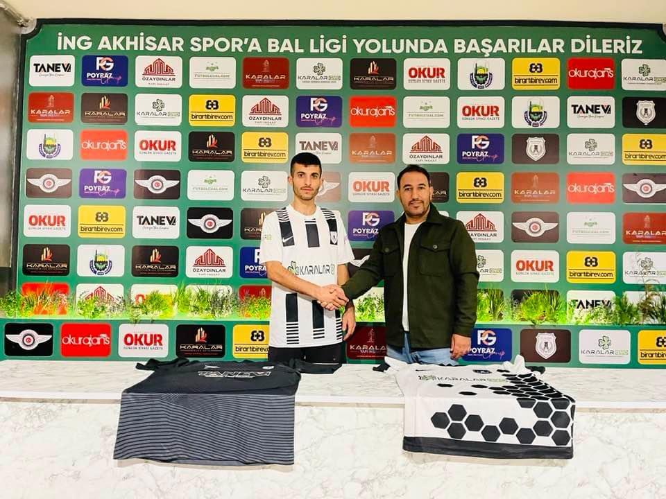 Akhisar neşteri vurdu, 5 futbolcu ile yollar ayrıldı