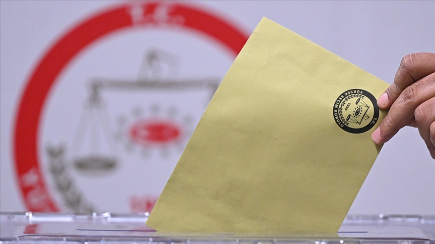 Siyasi partilerin yerel seçim aday listelerini sunmaları için verilen süre tamamlandı