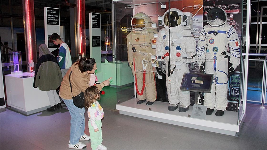 Alper Gezeravcı’nın uzay yolculuğu bilim merkezinde yoğunluğu arttırdı