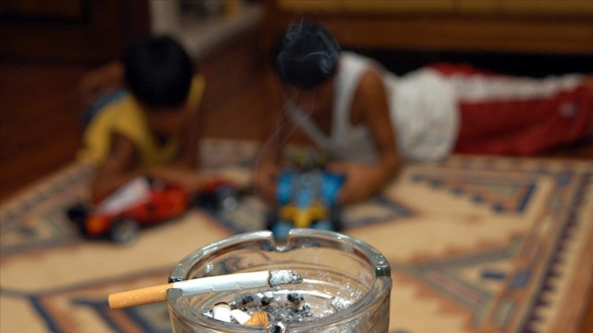 Sigara dumanına maruz kalmak çocuklarda astım ve alerji riskini 2 ila 4 kat artırıyor