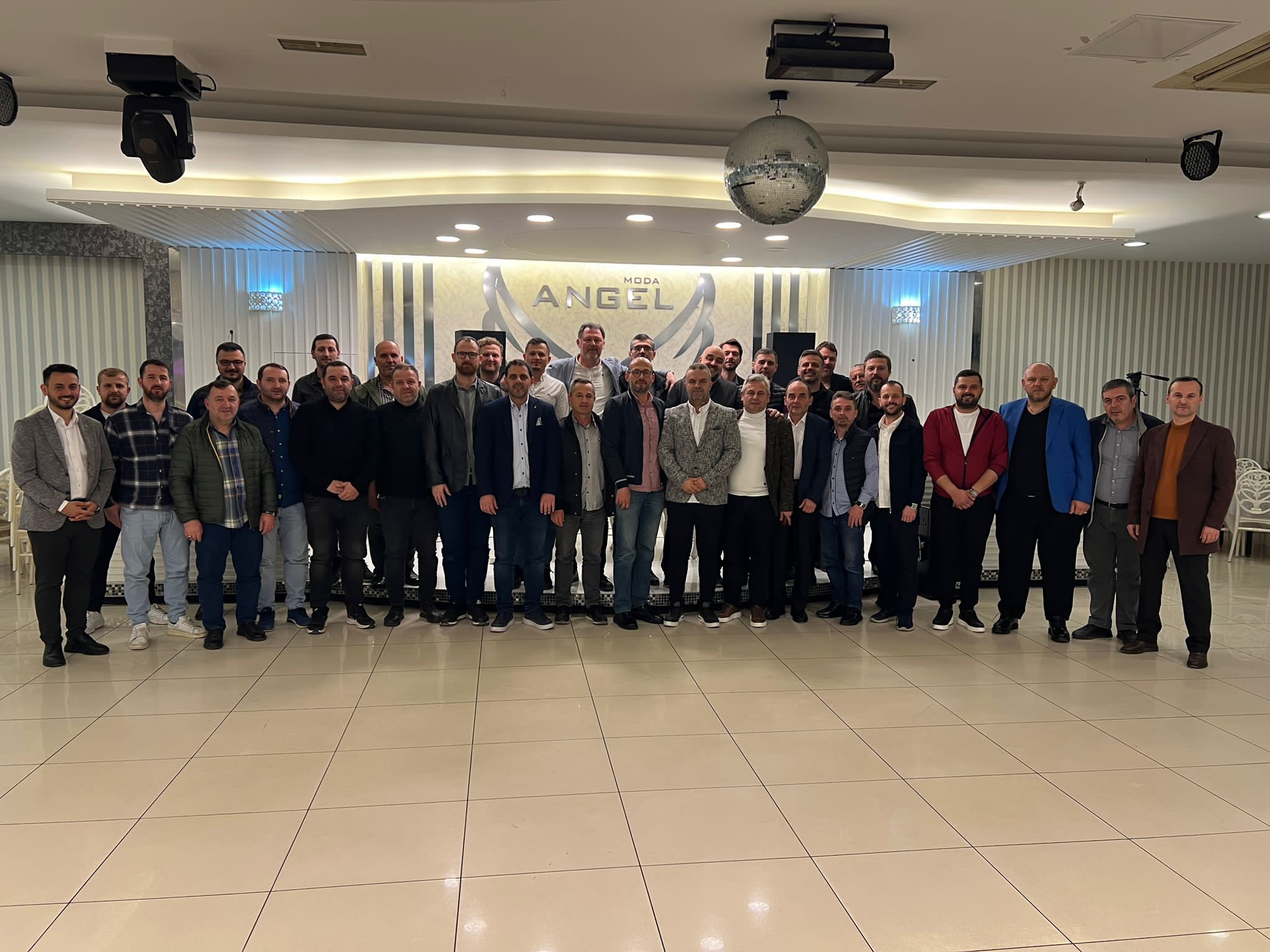 YARIM ASIRLIK DERNEK TEK ADAYLA KONGREYE GİDİYOR