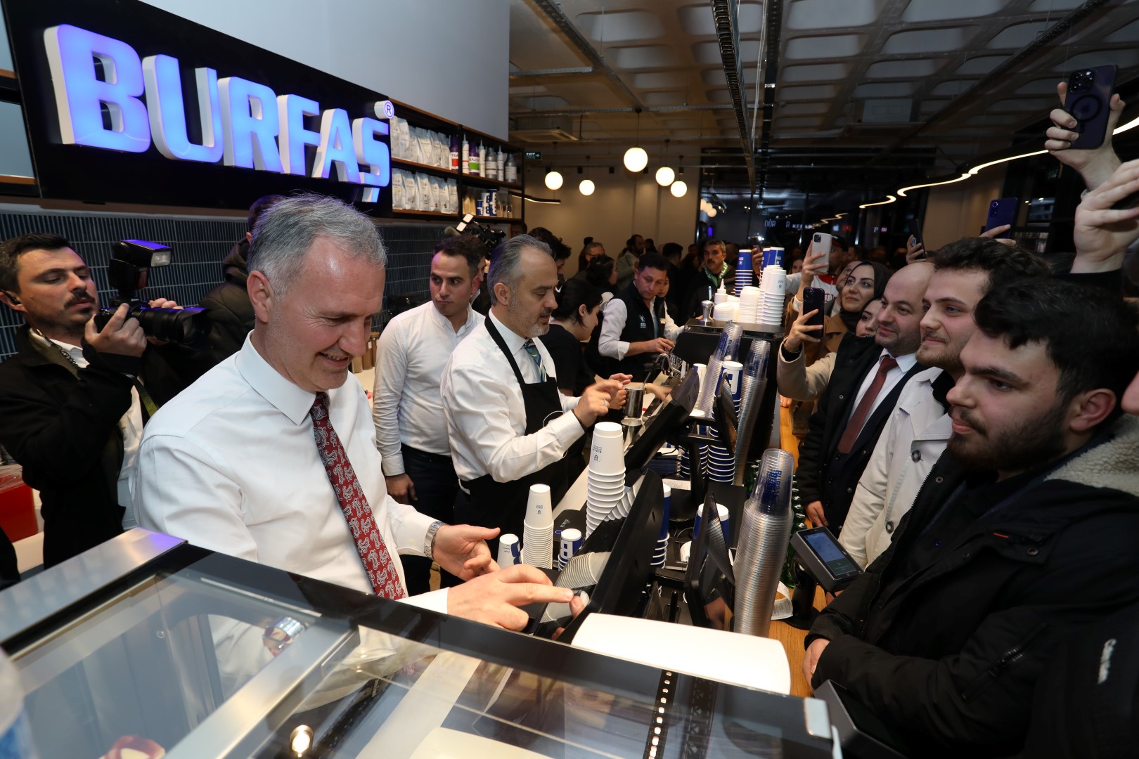 GASTRO İNEGÖL BURFAŞ KAFE HİZMET VERMEYE BAŞLADI