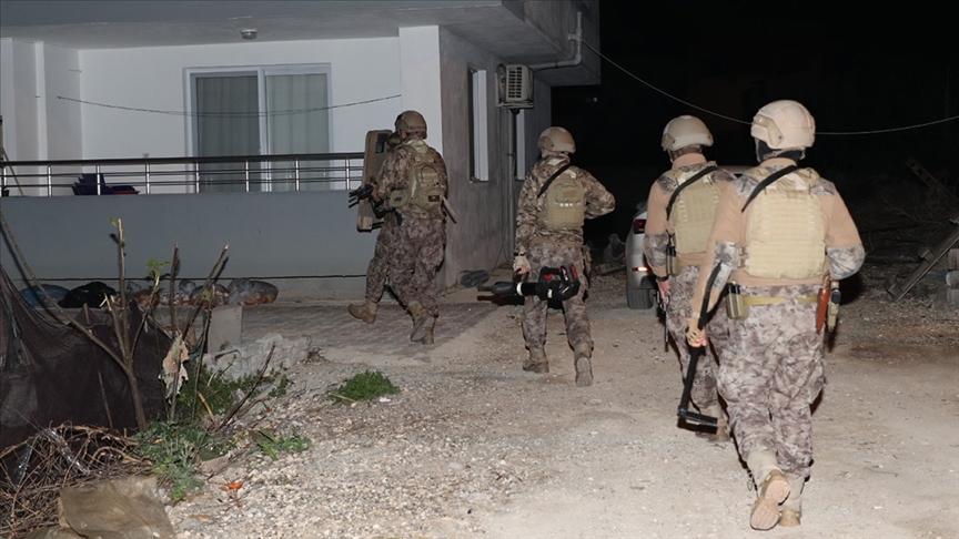 Terör örgütü PKK/KCK operasyonunda 11 şüpheli yakalandı