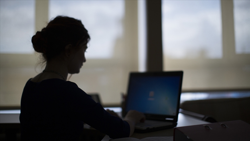 Yaşlanan nüfusun çalışma hayatına olumsuz etkilerine karşı “kadın istihdamı” önerisi