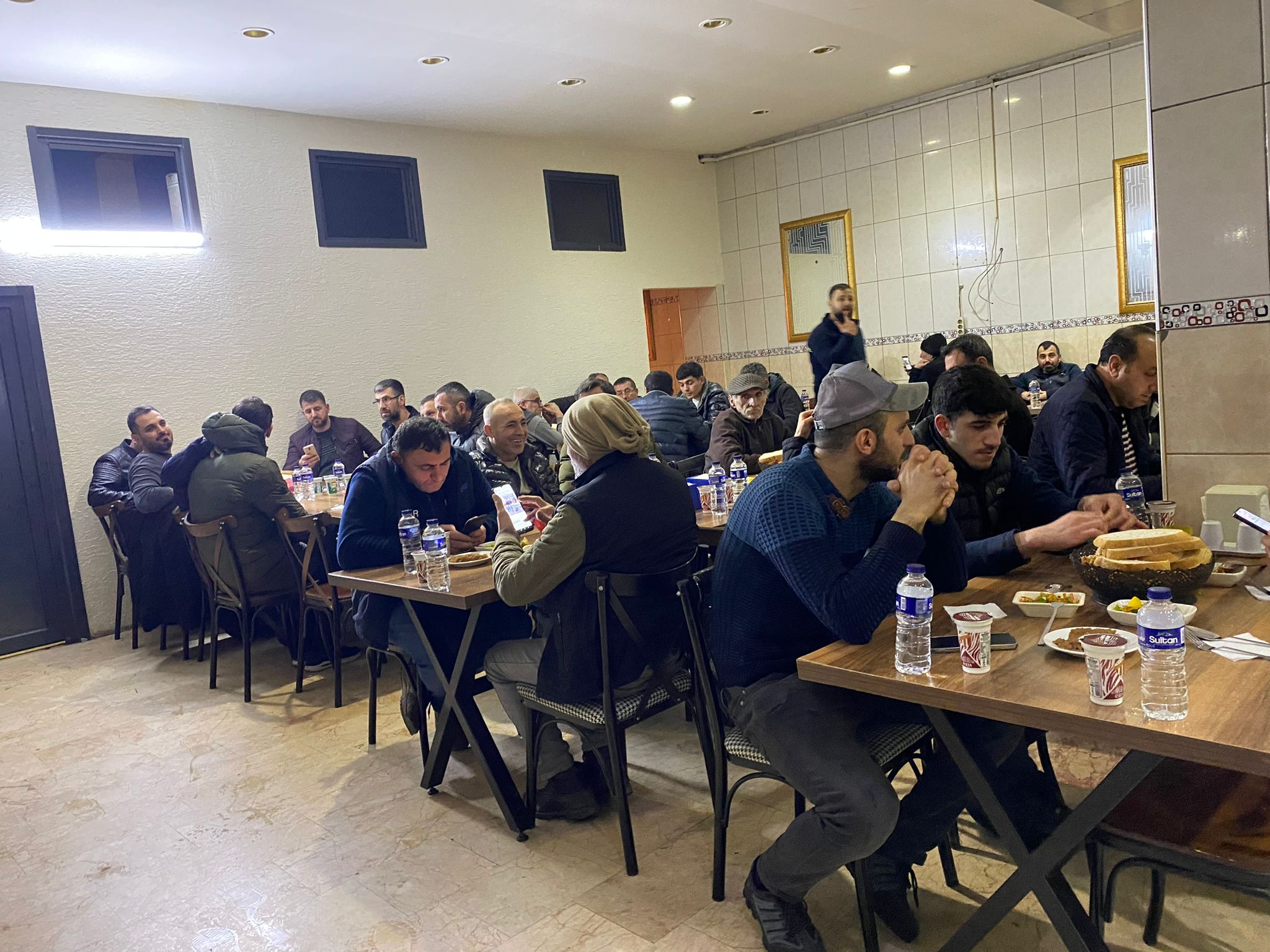 SANAYİDEKİ EMEKÇİLERE İFTAR