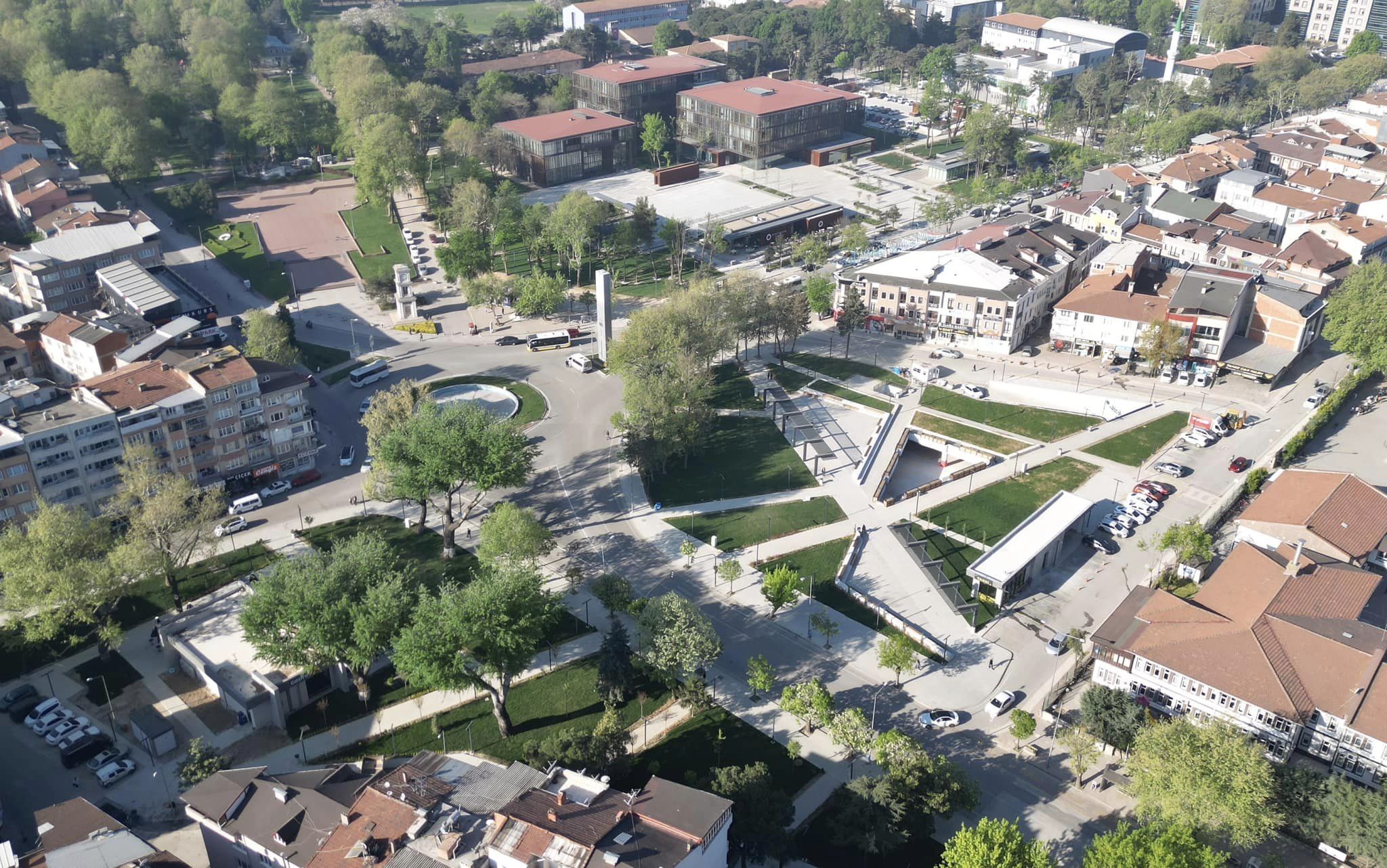 İnegöl’ün merkezi ferahladı