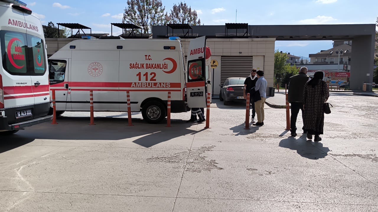 İnegöl’de feci kazada 5 kişi yaralandı