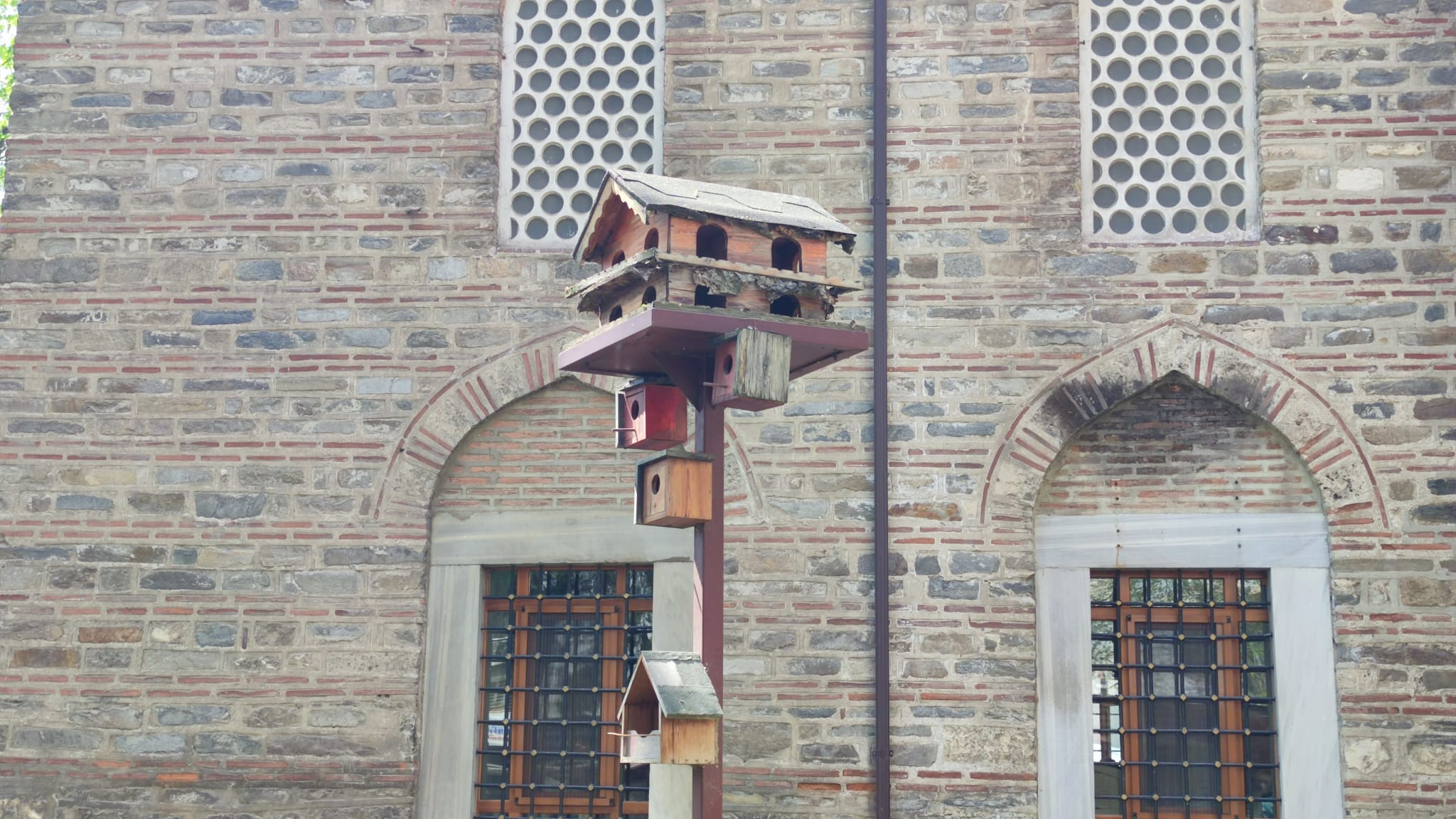 Geçmişten günümüze izler;  ‘İshakpaşa kuş evi’