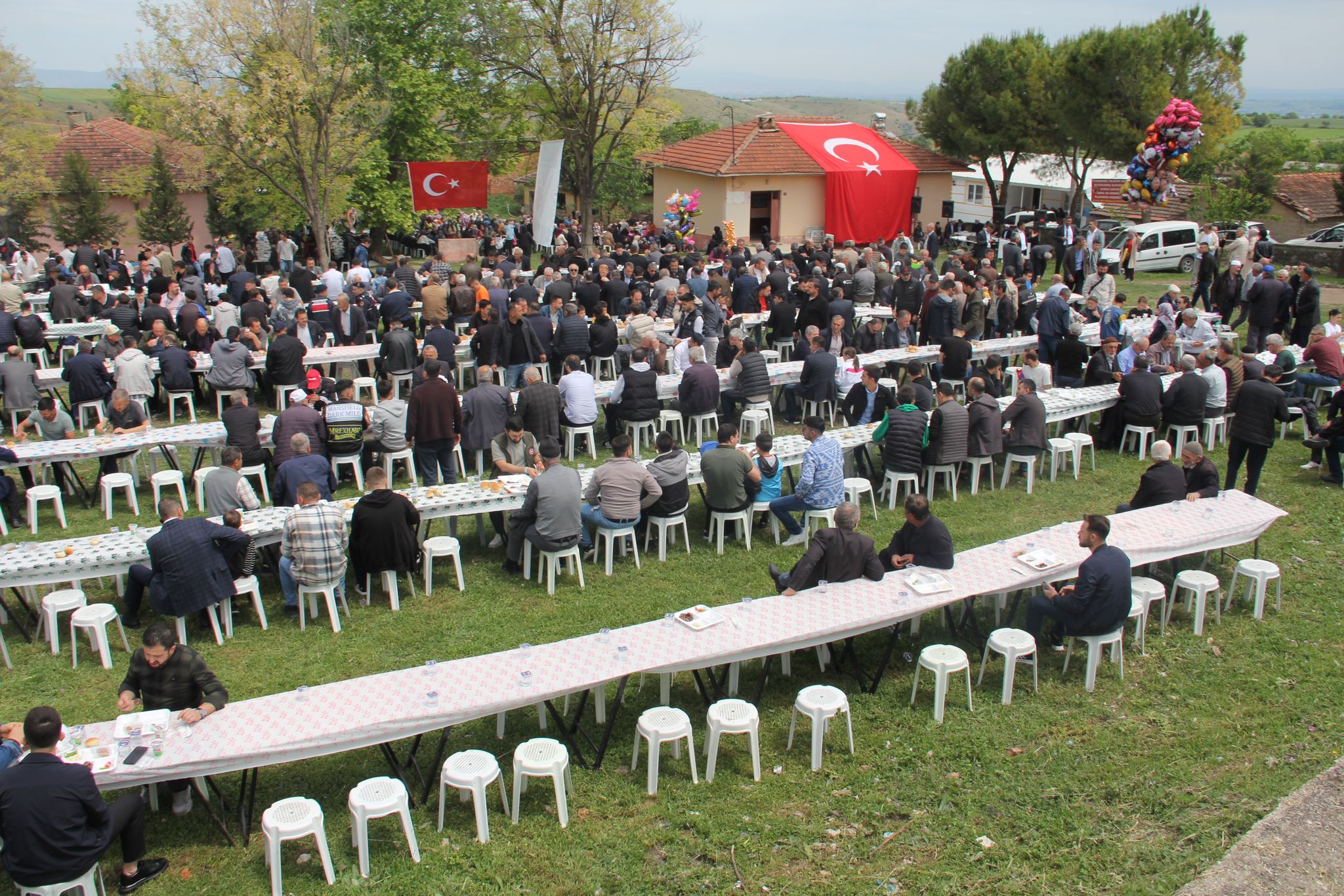 İnegöllüler Çavuşköy Dede Pilavı’na akın etti