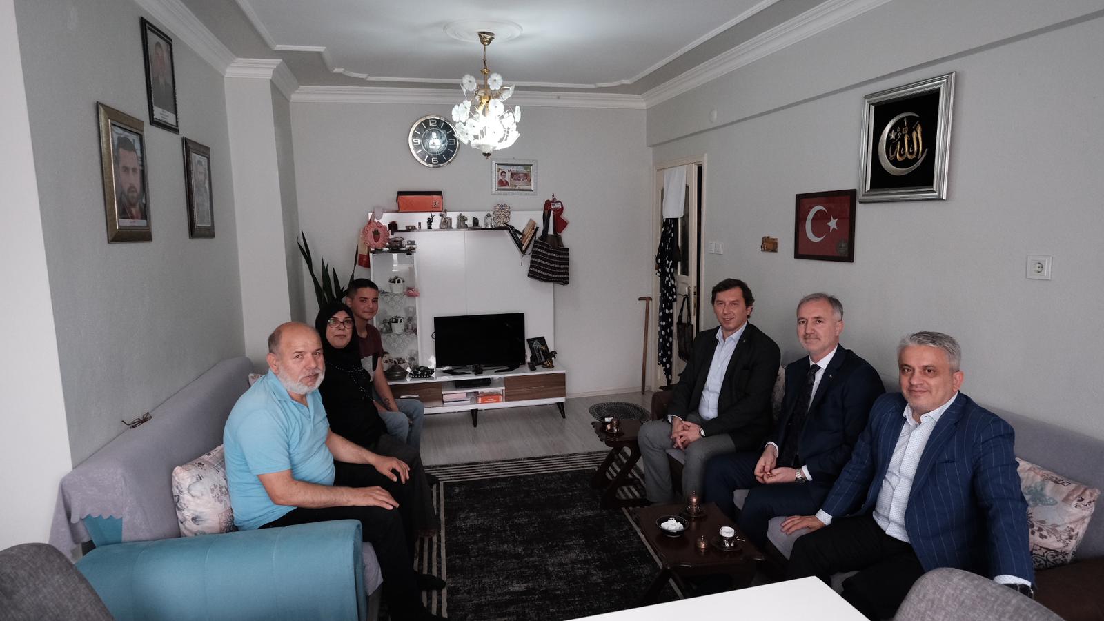 AK Parti Anneler Günü’nde Şehit annelerini ziyaret etti