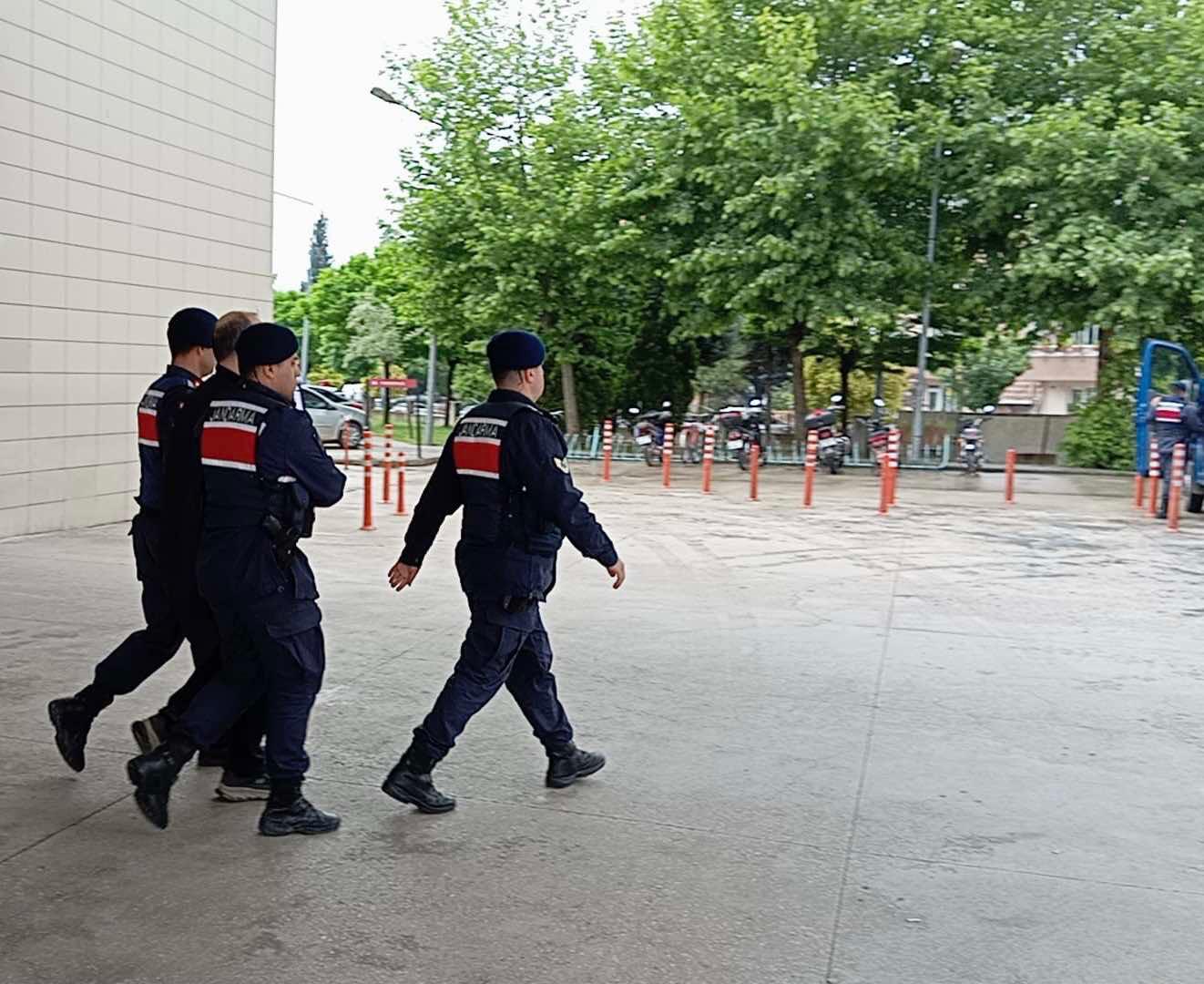 İnegöl’de 29 yıl kesinleşmiş hapis cezası bulunan hükümlü yakalandı