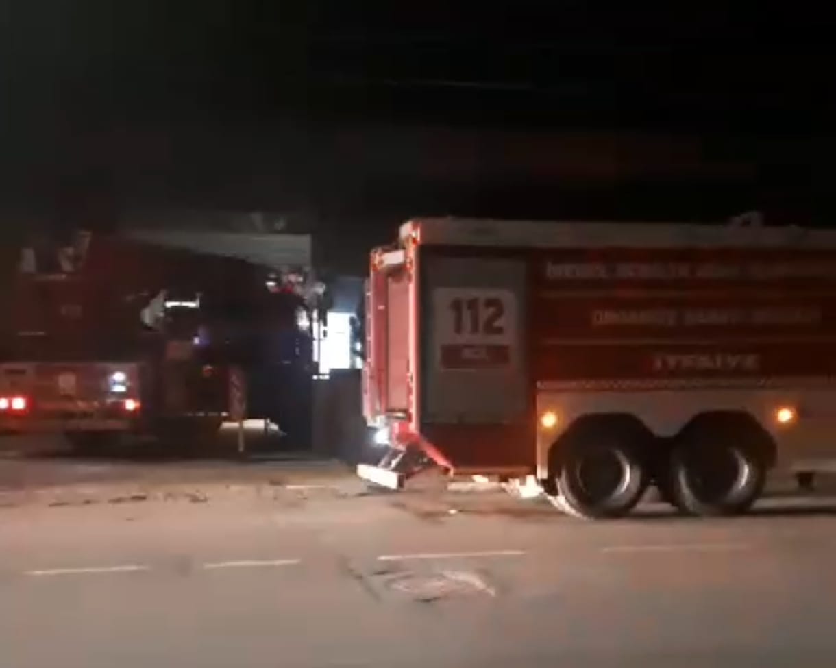 Sanayideki yangın korkuttu