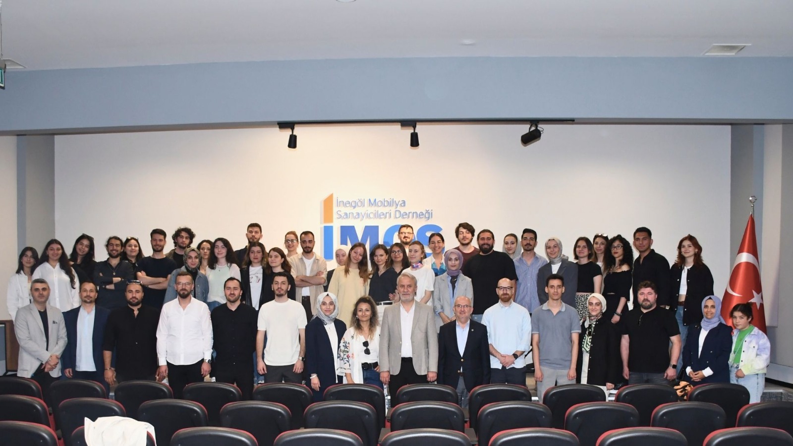 İ’m design 10. kezz tasarım öğrencileri ile buluştu