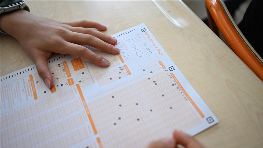 Ortaokul öğrencileri deneme sınavındaki optik formlara “Filistin”i kodladı