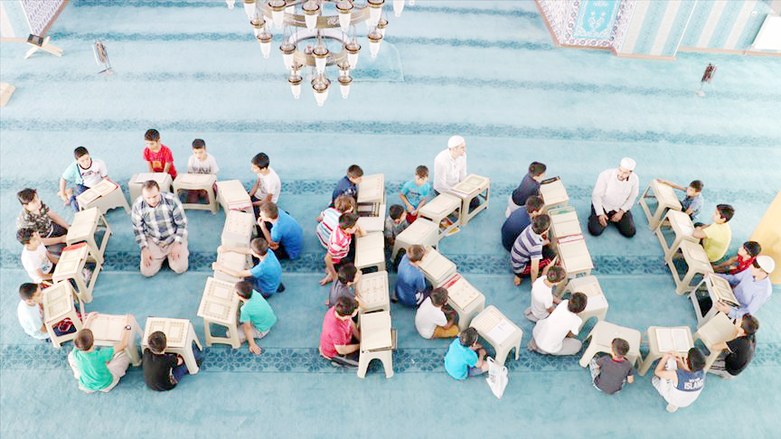 İnegöl’de camiler, yaz dönemi için çocuklara hazırlanıyor