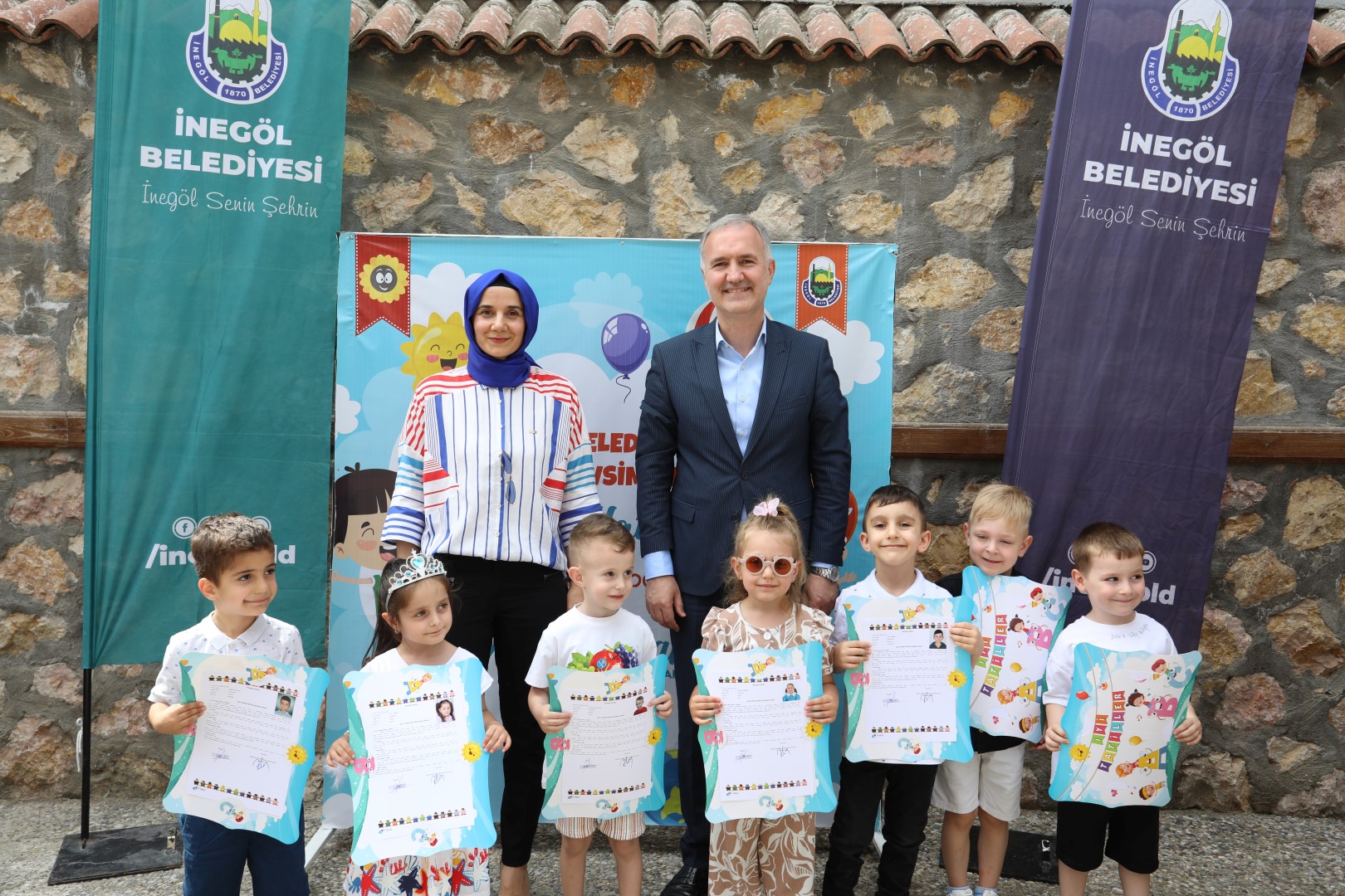 BEŞİNCİ MEVSİM KREŞİNDE KARNE HEYECANI