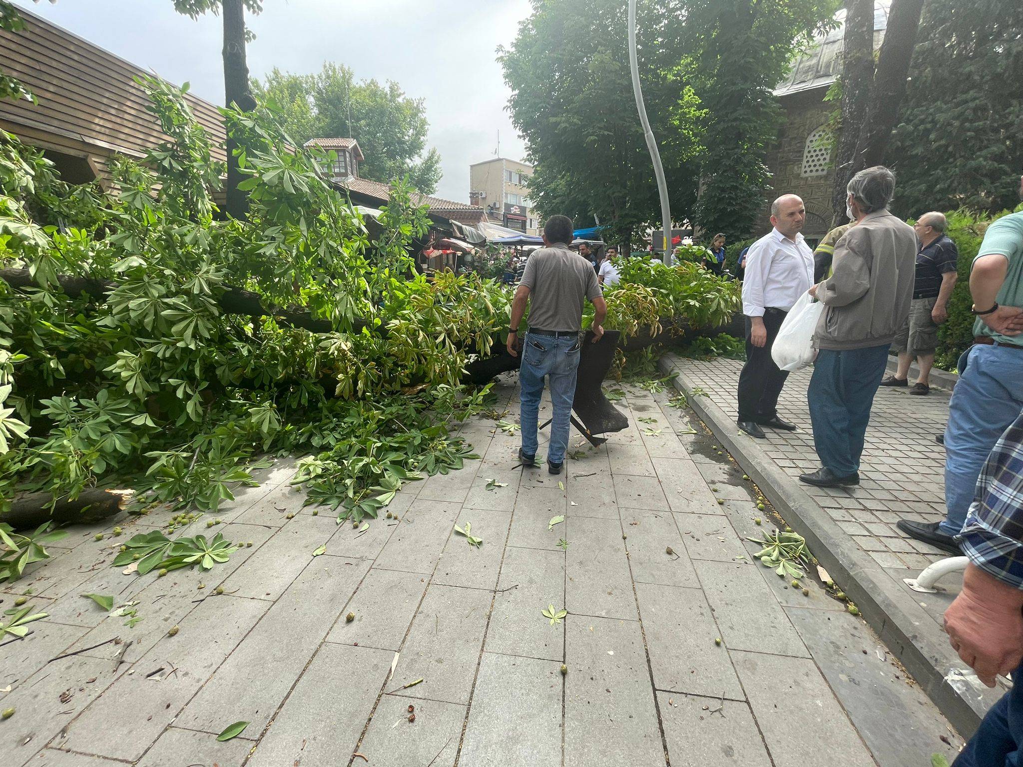 İnegöl’de çarşı bir anda karıştı