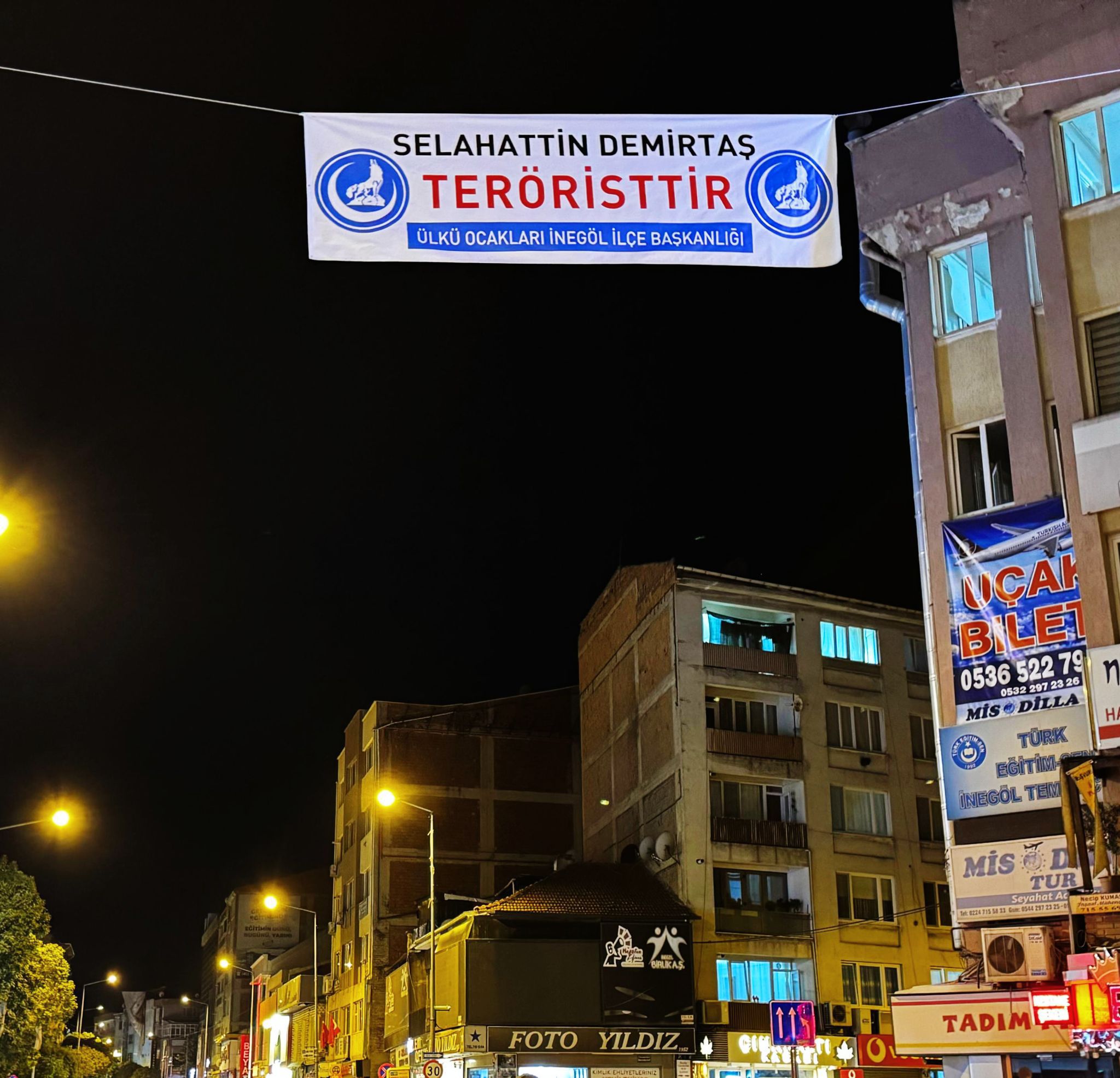 İnegöl Ülkü Ocakları; ‘Selahattin Demirtaş teröristtir’