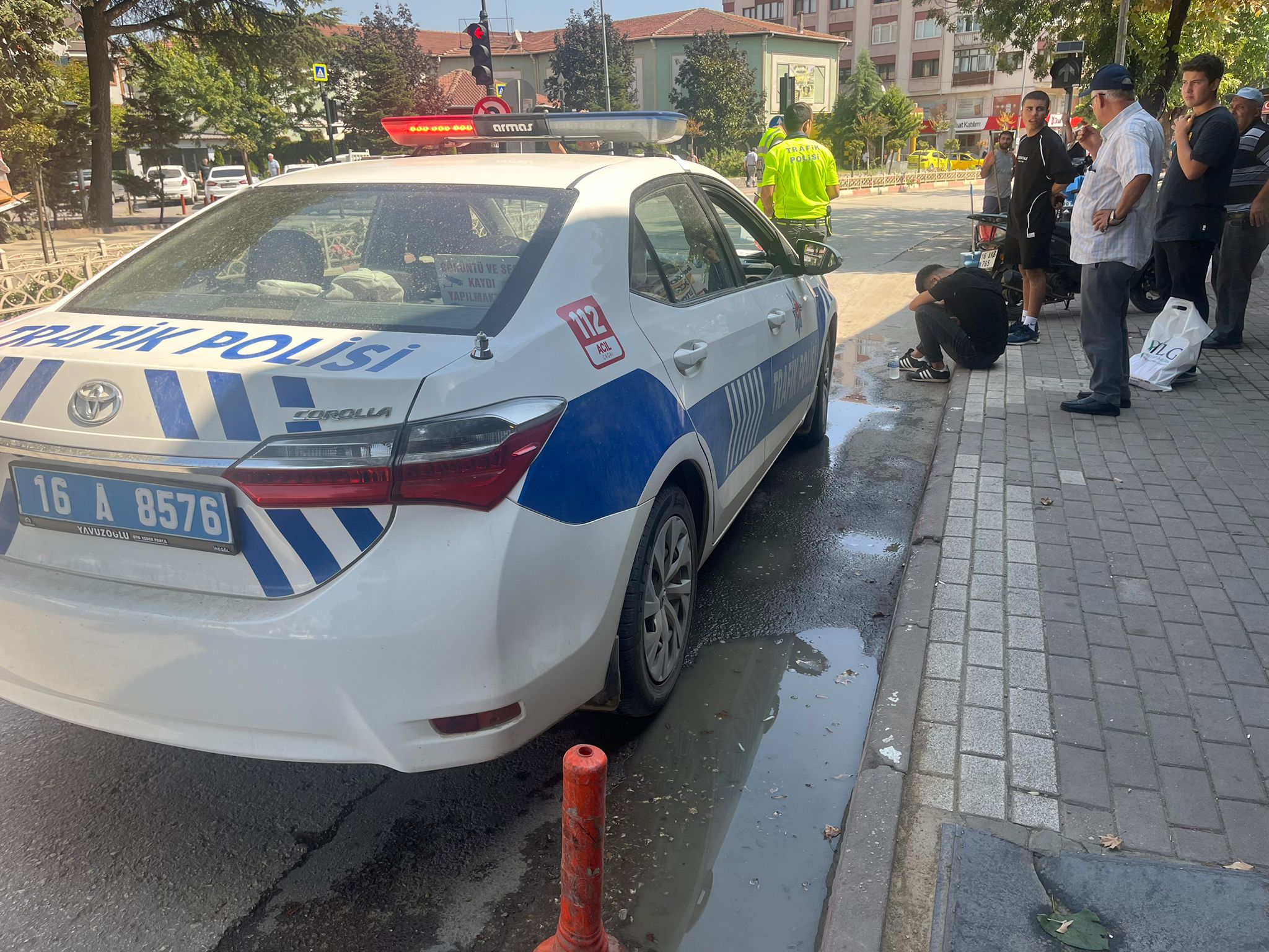 Devrilen motosikletteki 1 kişi yaralandı