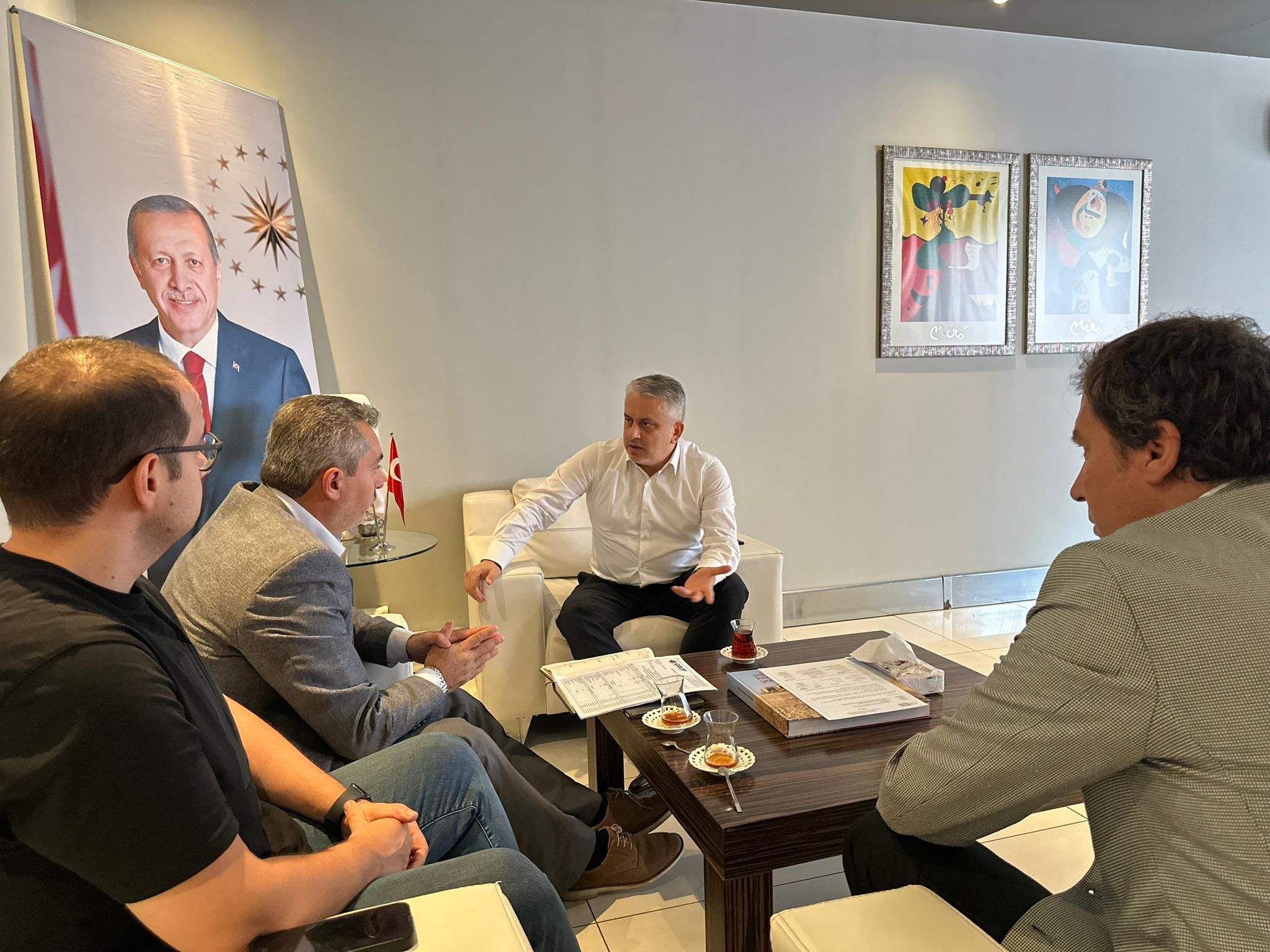 ‘İnegöl ve Bursa’mızın eğitim yatırımlarının yakın takipçisiyim’