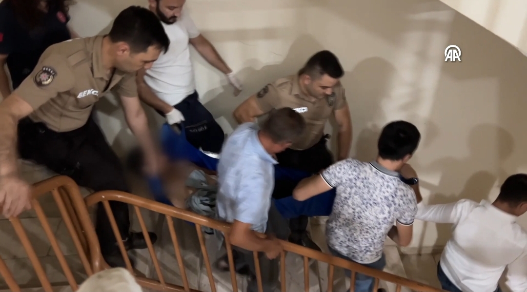 Tartıştığı eşini bıçakla yaralayan kadın gözaltına alındı