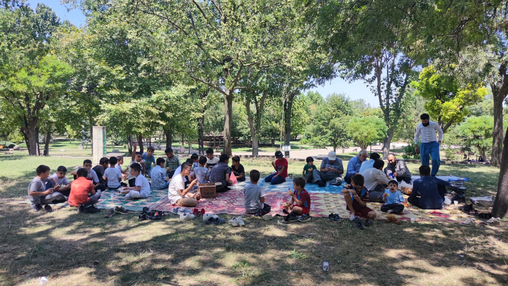 Serhendi Yaz Kur’an Kursları, hediye töreni ile sona erdi