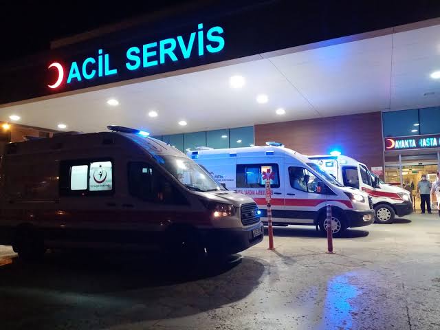 Kendisini silahla vuran kişi yaşamını yitirdi