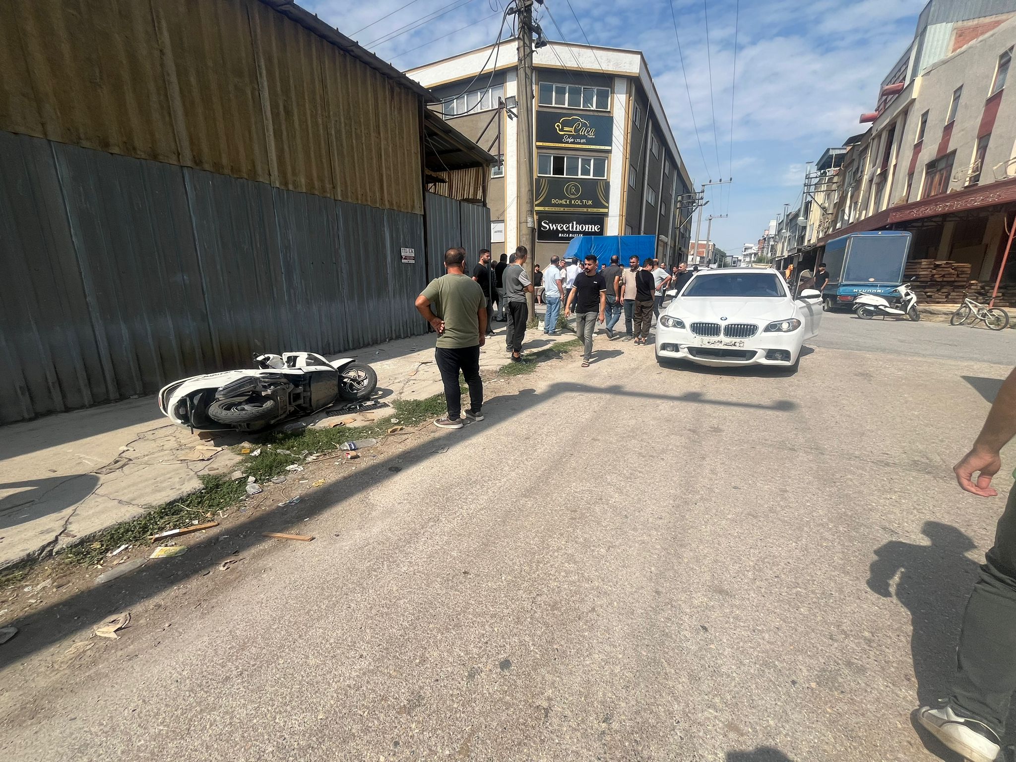 Motosiklet sürücüsü kazada yaralandı