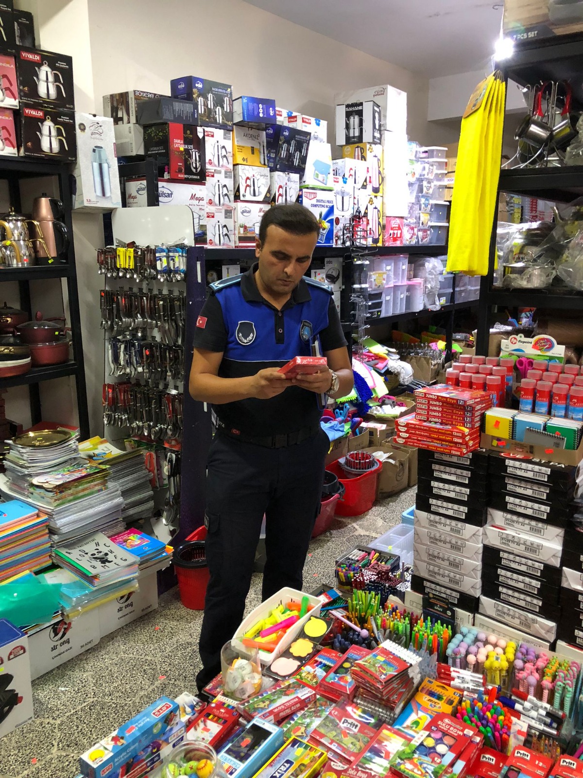 İnegöl’de kırtasiyeler mercek altında