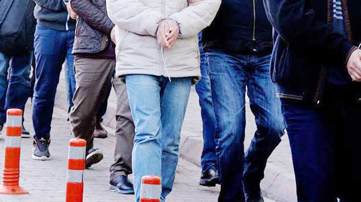 İnegöl’de yaşayan Suriyeliler, İzmir’de dolandırıldı