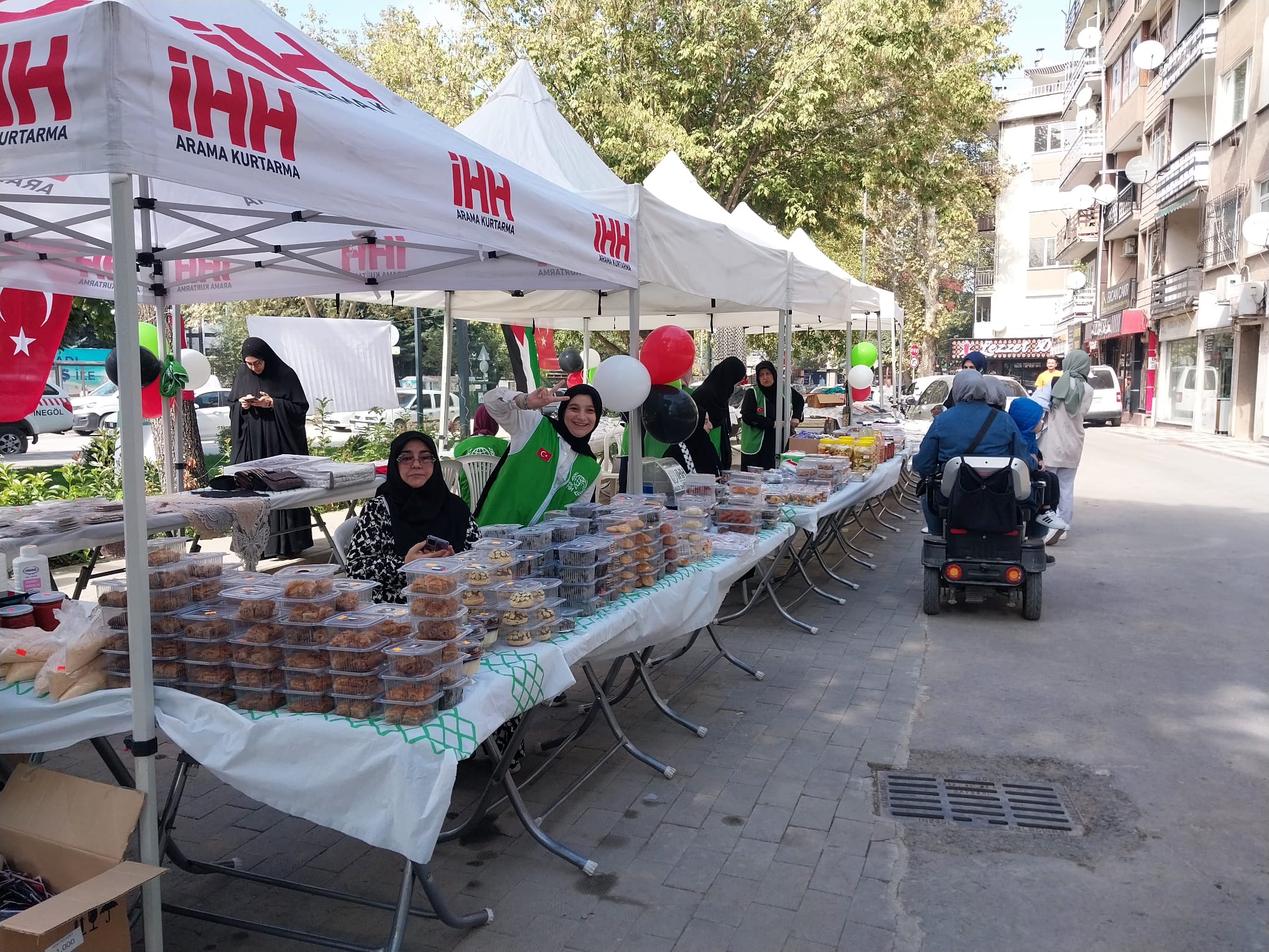 İHH’dan Gazze yararına kermes