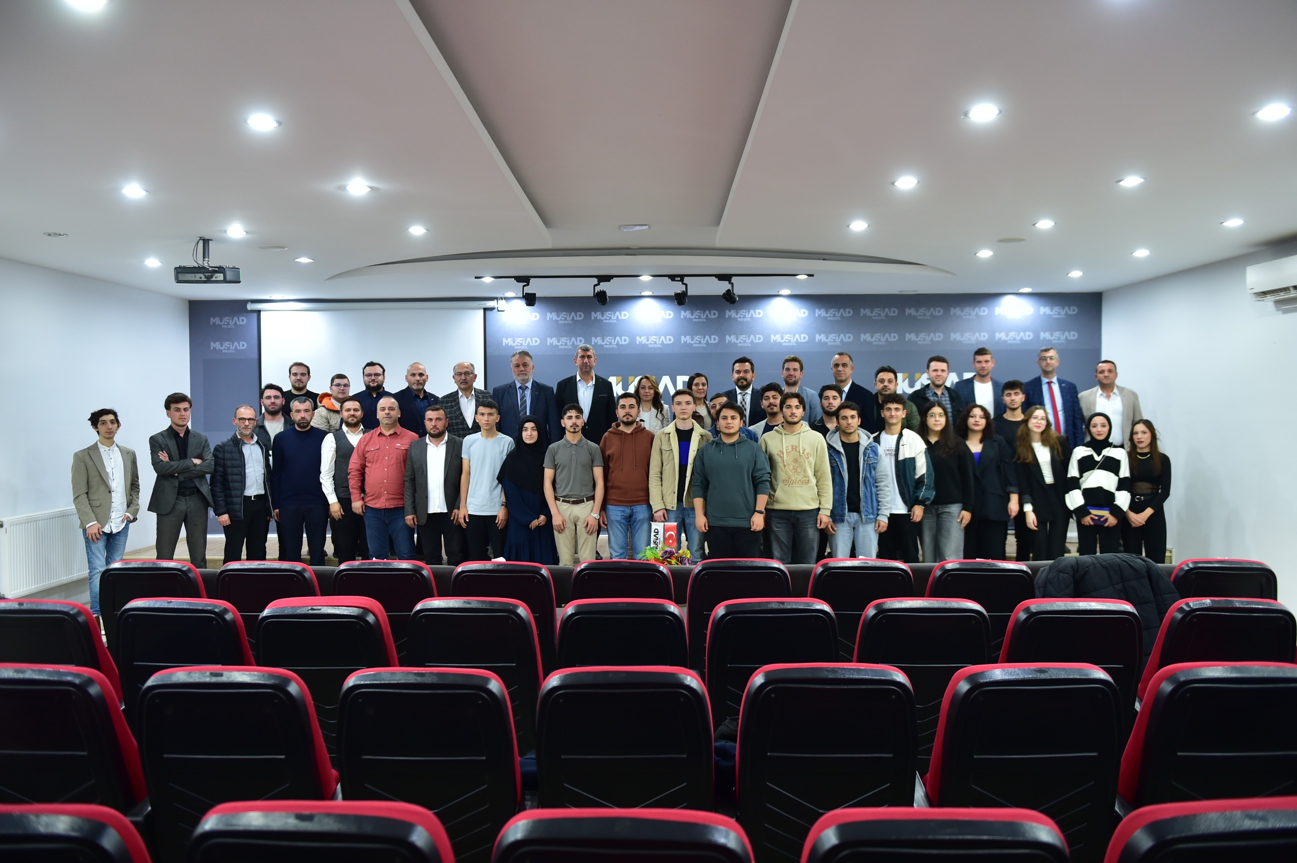 MÜSİAD İNEGÖL’DE A’DAN Z’YE EKONOMİ PROGRAMLARI TÜM HIZIYLA SÜRÜYOR