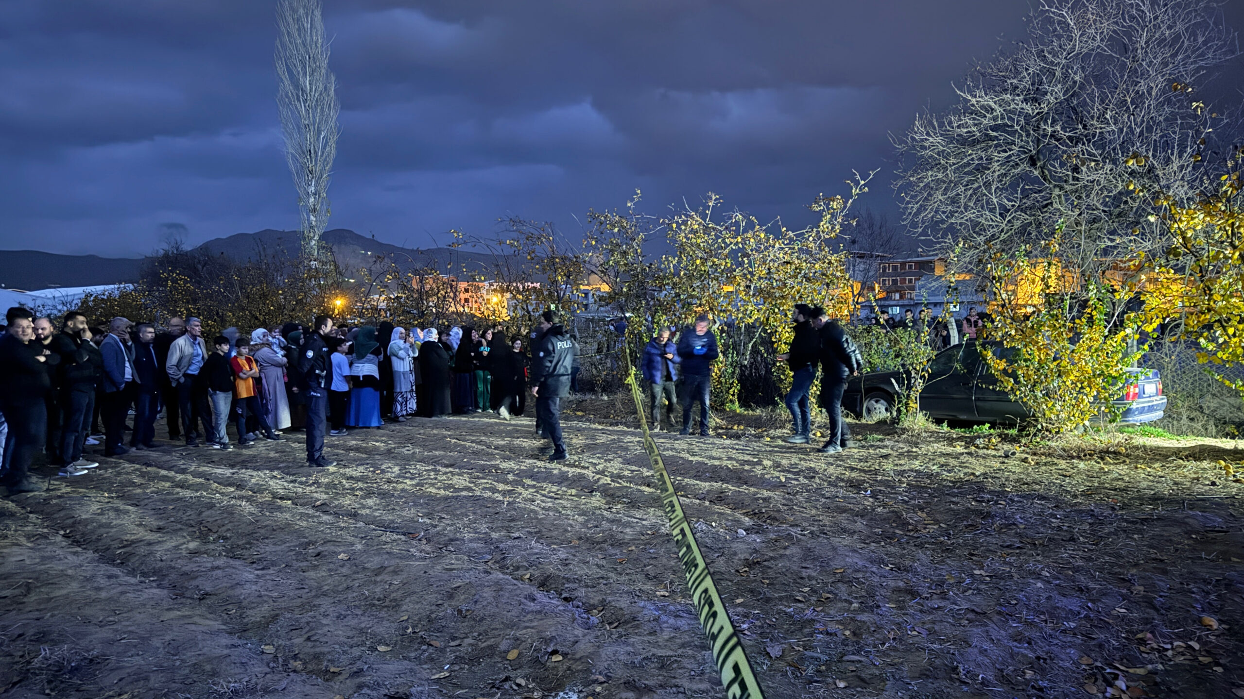 Bursa’da boşanma aşamasındaki eşini tabancayla öldüren kişi intihar etti