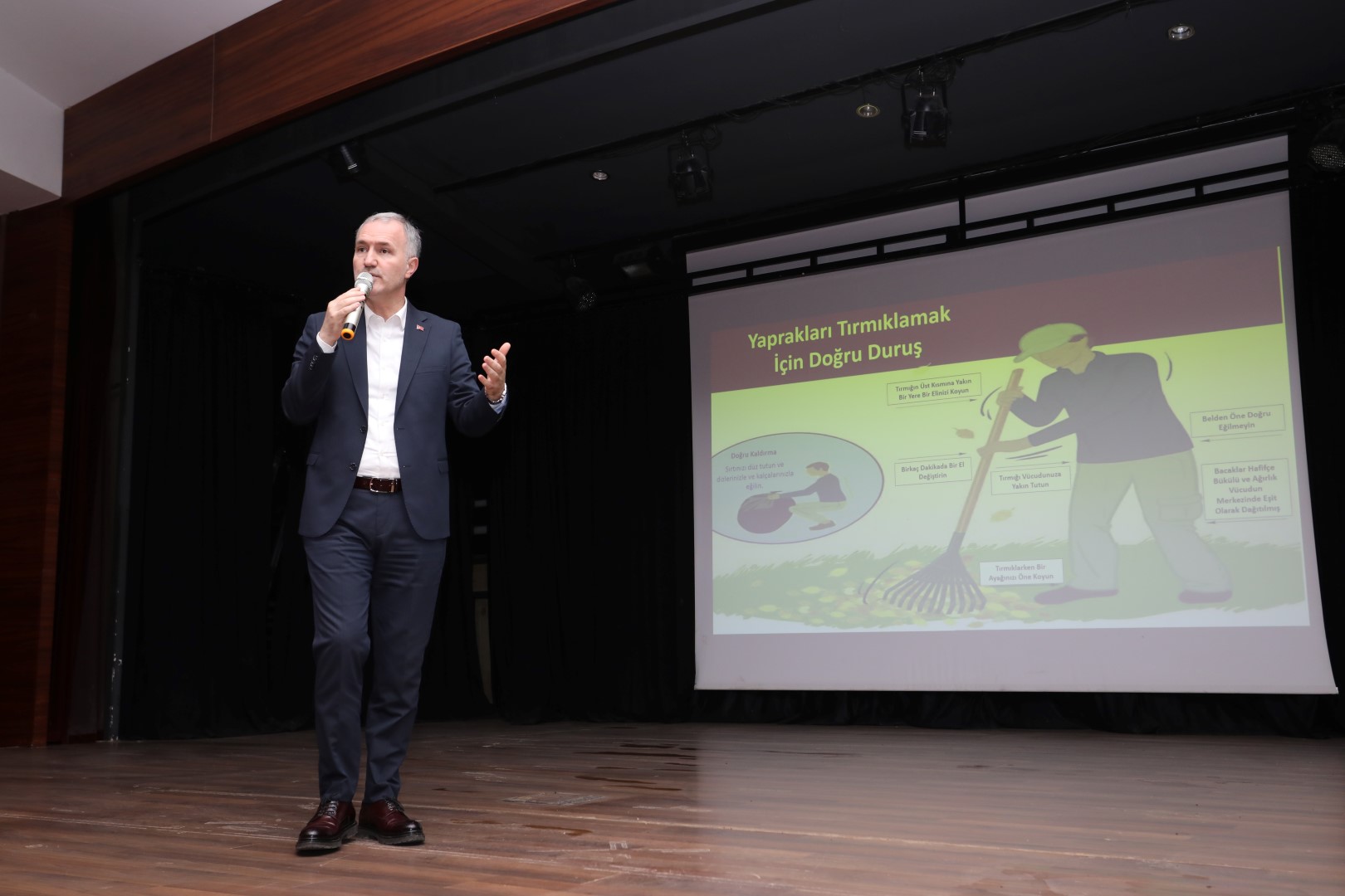 Temizlik işleri personeline yalın temelleri eğitimi verildi