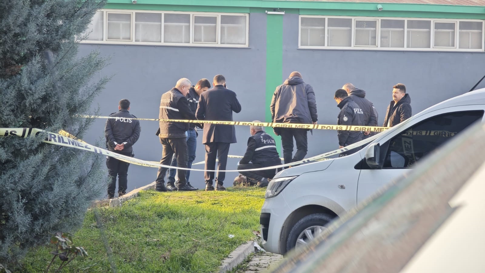 Başından vurulmuş halde bulundu