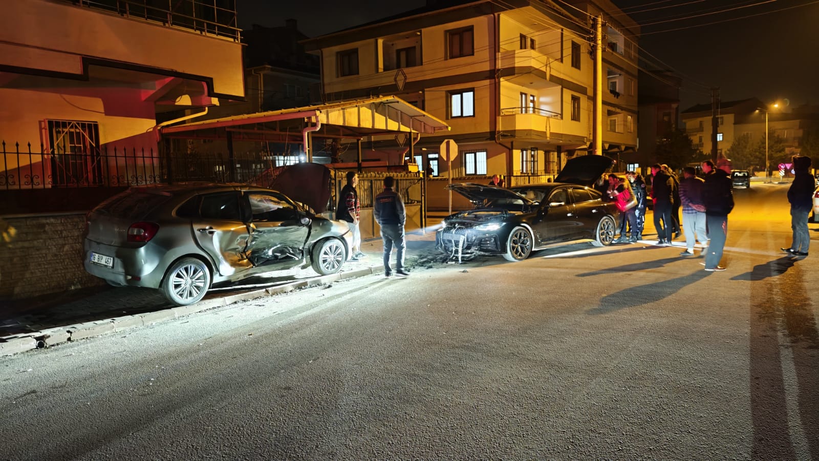 Feci kazada 3 kişi yaralandı