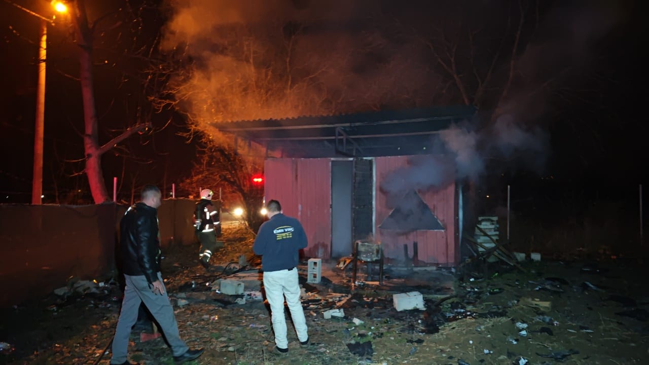 Gece saatlerinde korkutan yangın