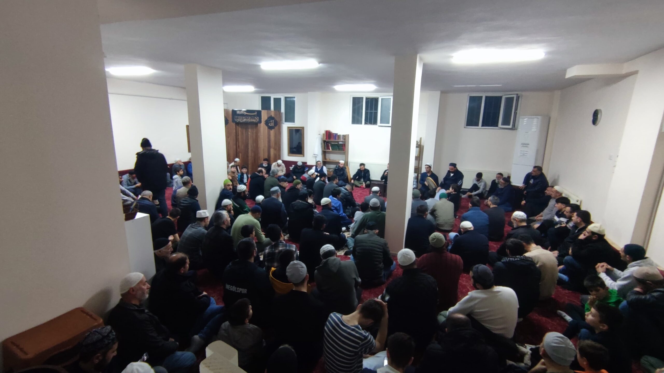 Kasım Efendi Derneği’nden Miraç Kandili programı