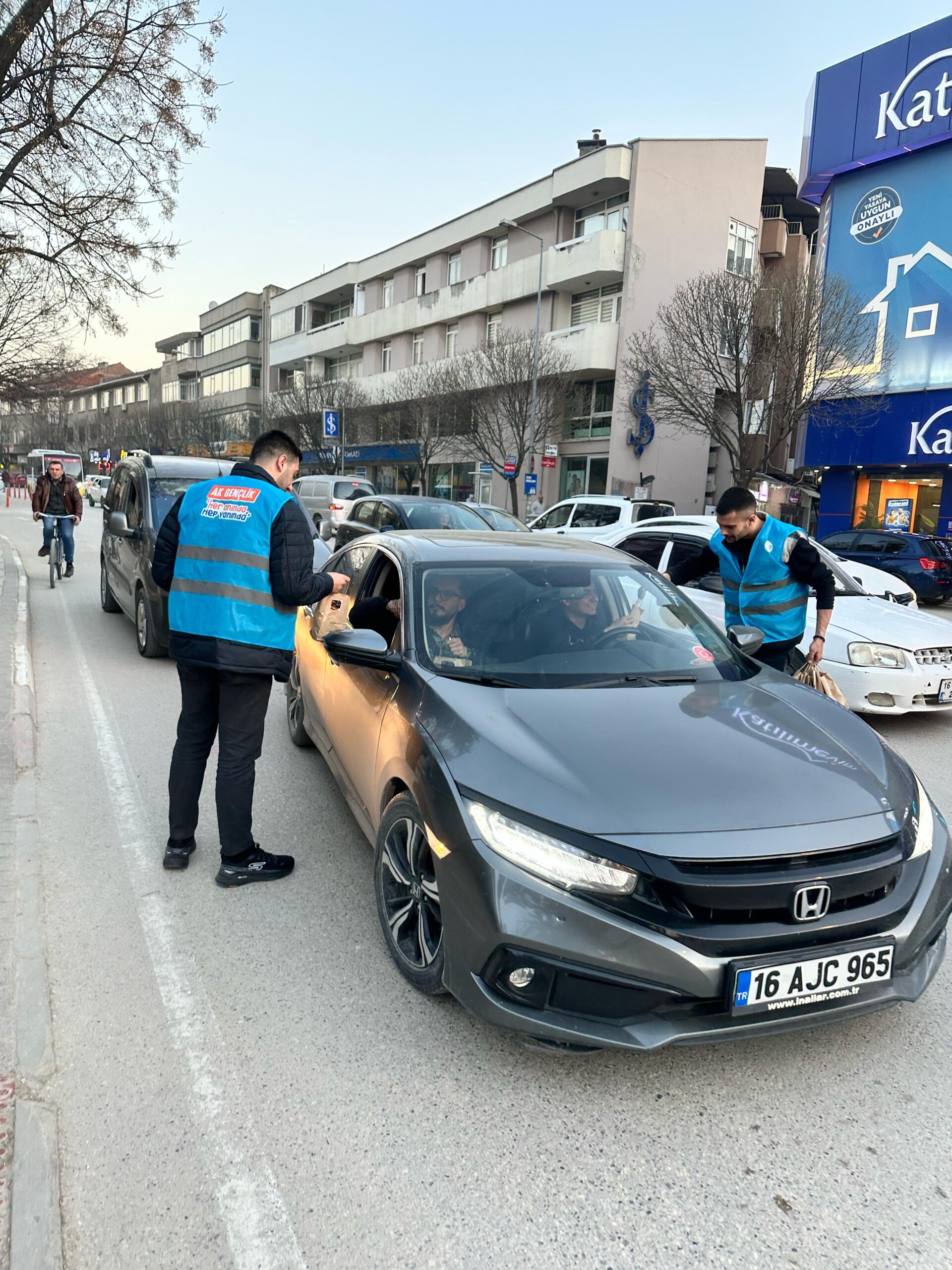 Ezana 5 Kala İftarlıklar AK Gençlerden