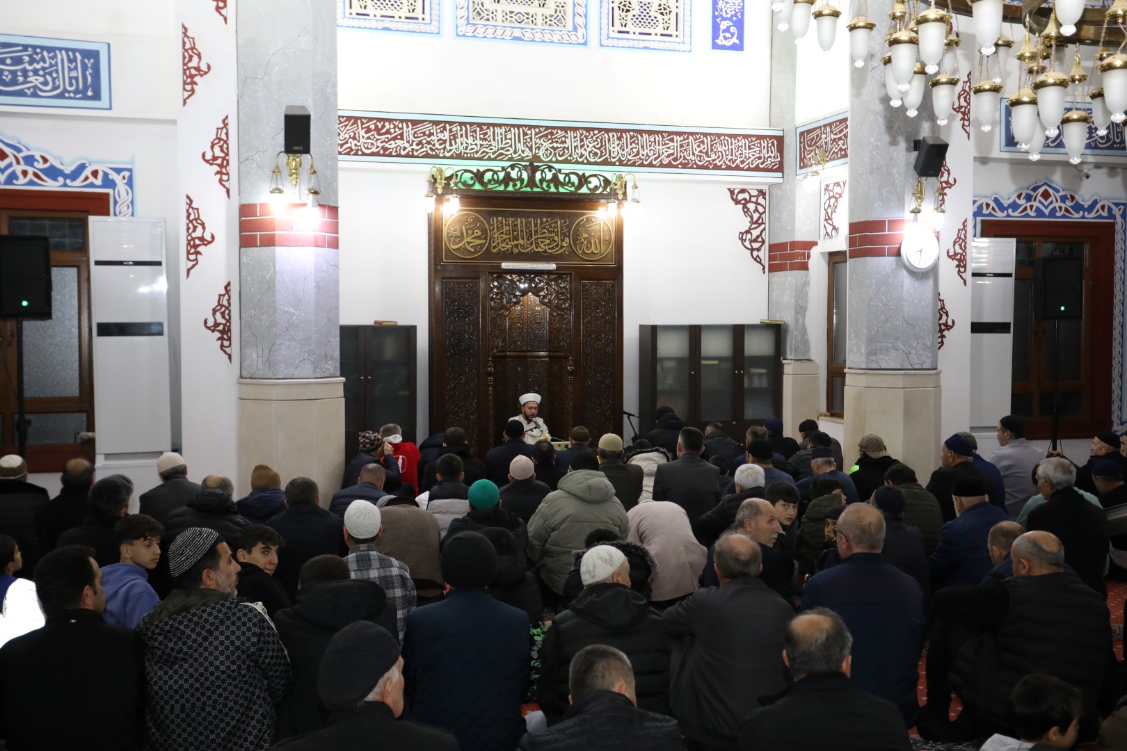 Hafız Abdullah Altun sesiyle İnegöllüleri mest etti