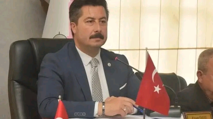 İyi Parti’den Yenişehir Belediye Başkanı Seçilen Ercan Özel’in AK Parti’ye geçti iddiası