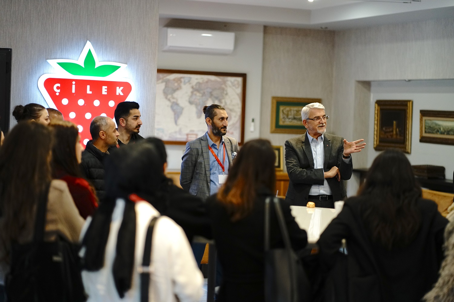 Çilek, 2025 satış danışmanı eğitim programını başlattı