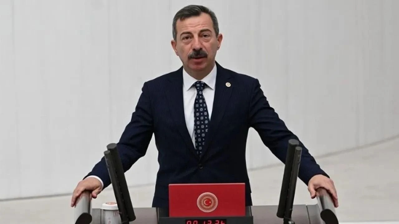 ‘O mesaj düzmecedir ve ifadeler bana ait değildir’