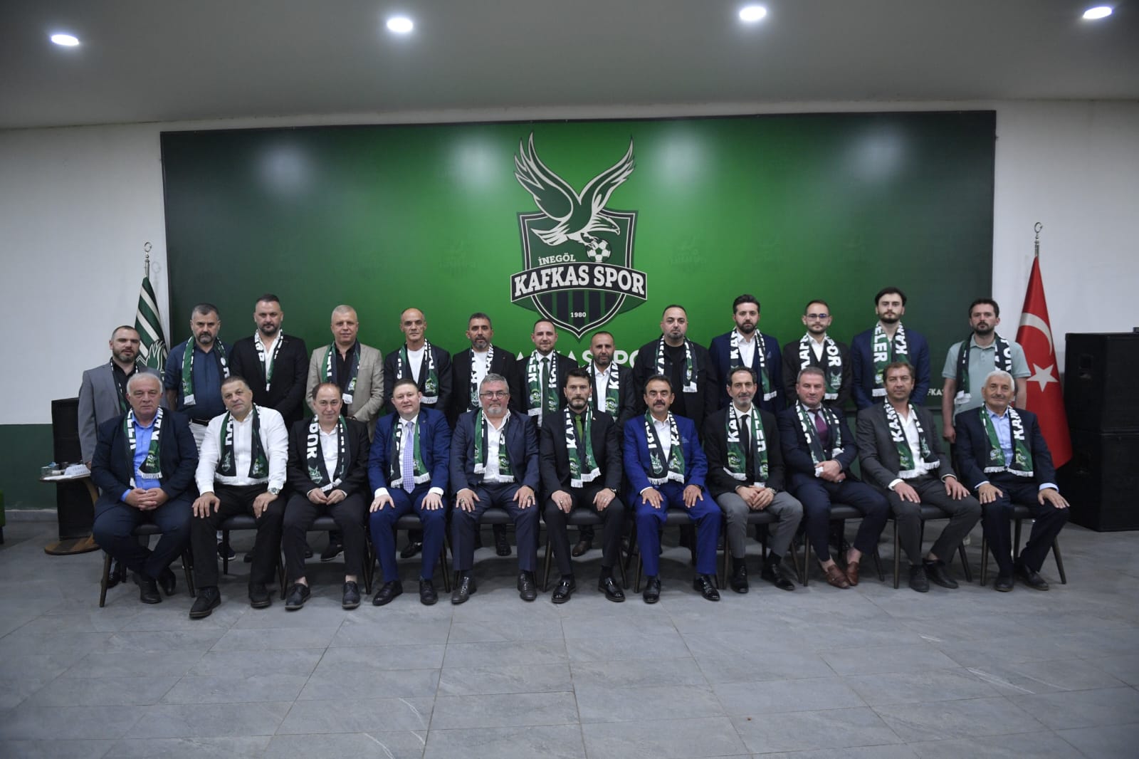 Kafkasspor’da görev dağılımı gerçekleşti