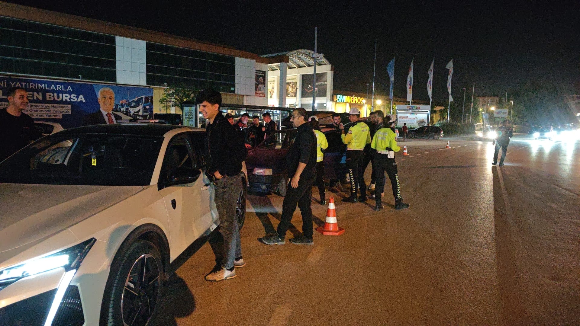 İnegöl’de 150 polisle geniş çaplı uygulama