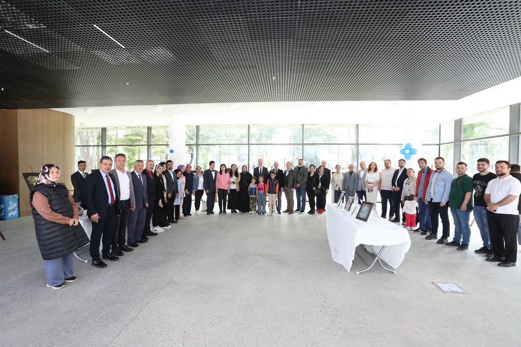 Sana anlatacak bir hikâyem var