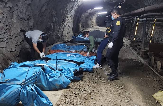 Kaçırılan 13 Madencinin Cesedi Bulundu