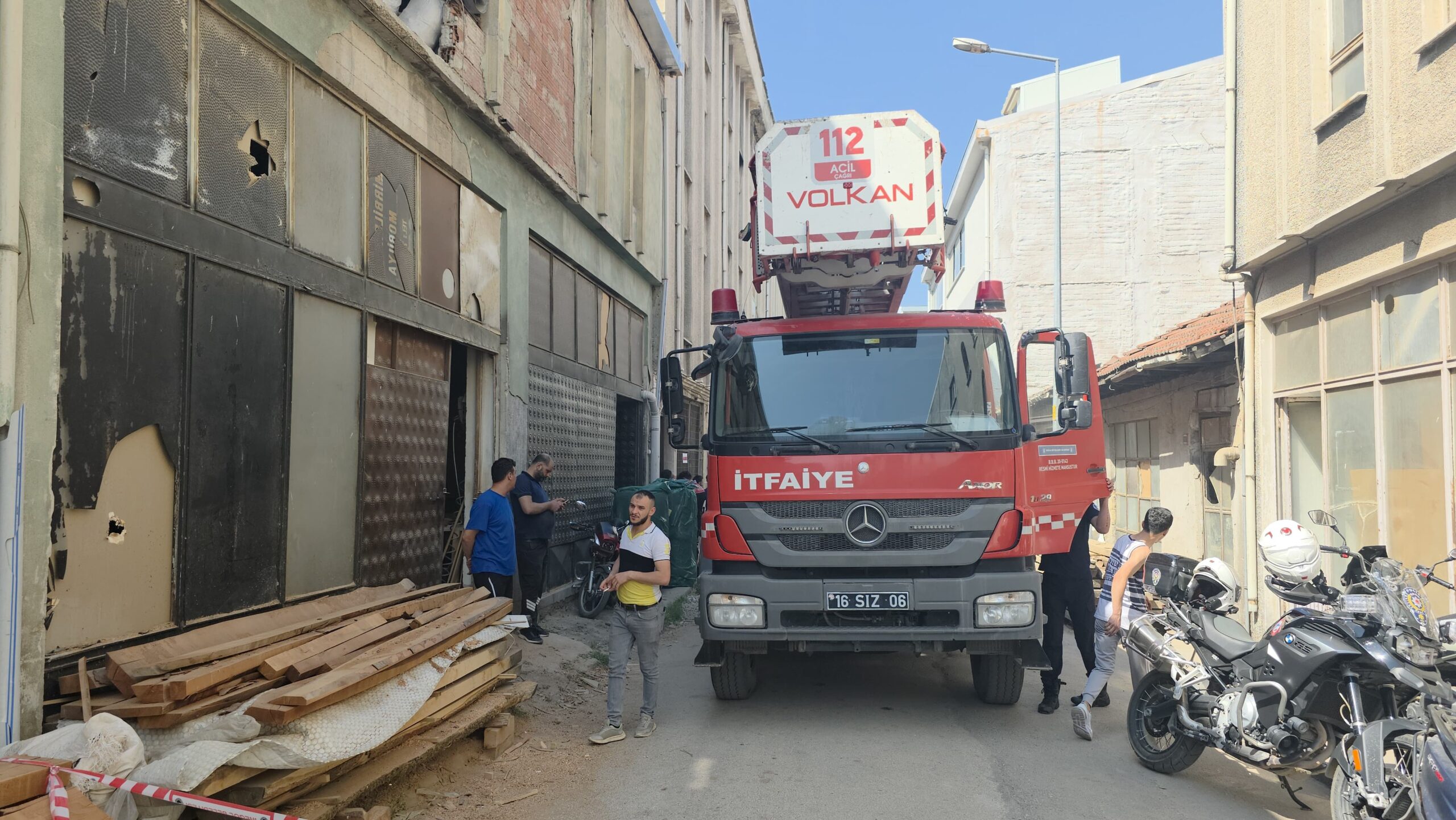 Sanayide korkutan yangın