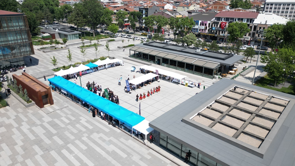 İnegöl’de bilim fuarı